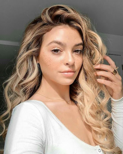 File:Kelsey Simone.jpg