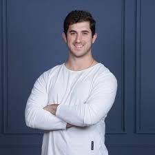 Zach Kleinwaks.jpg