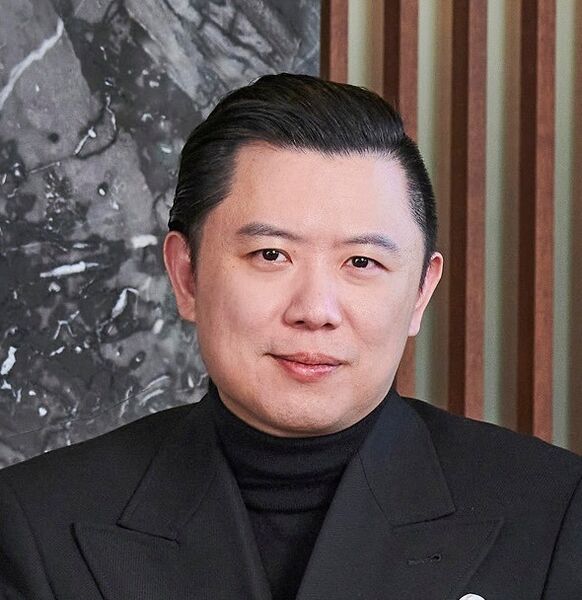 File:Dan LOk (1).jpg
