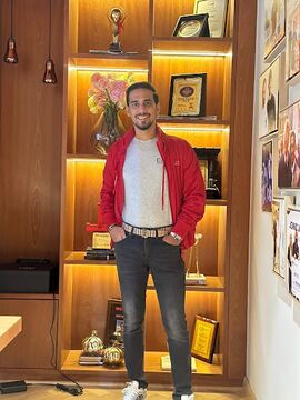 Pratik Gauri13.jpg