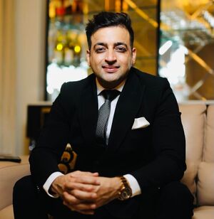 Rajiv Arora.jpeg