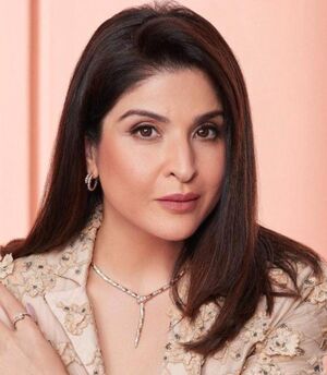 Maheep Kapoor.jpg