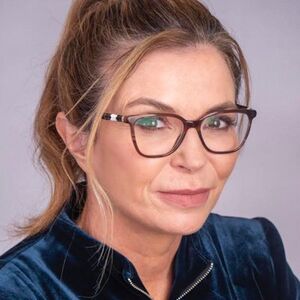 Dee Madigan.jpg