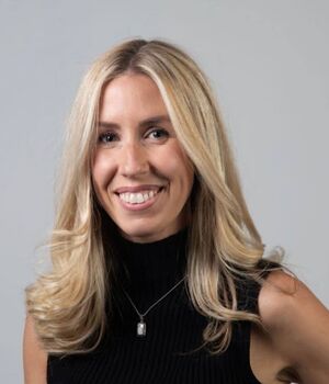 Lindsay Nahmiache.jpg